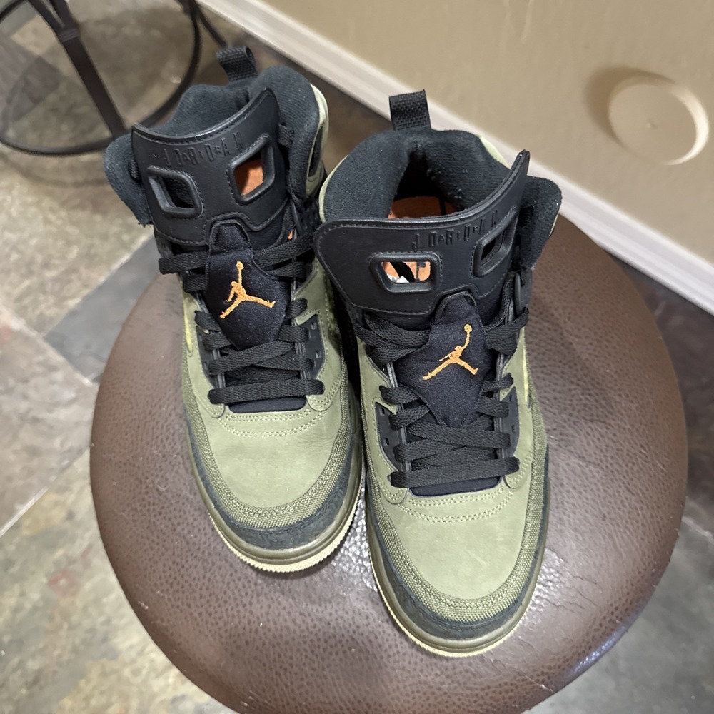 Preowned Jordan Spizike Men's Sneakers Size 9 Olive Canvas/Cone Black